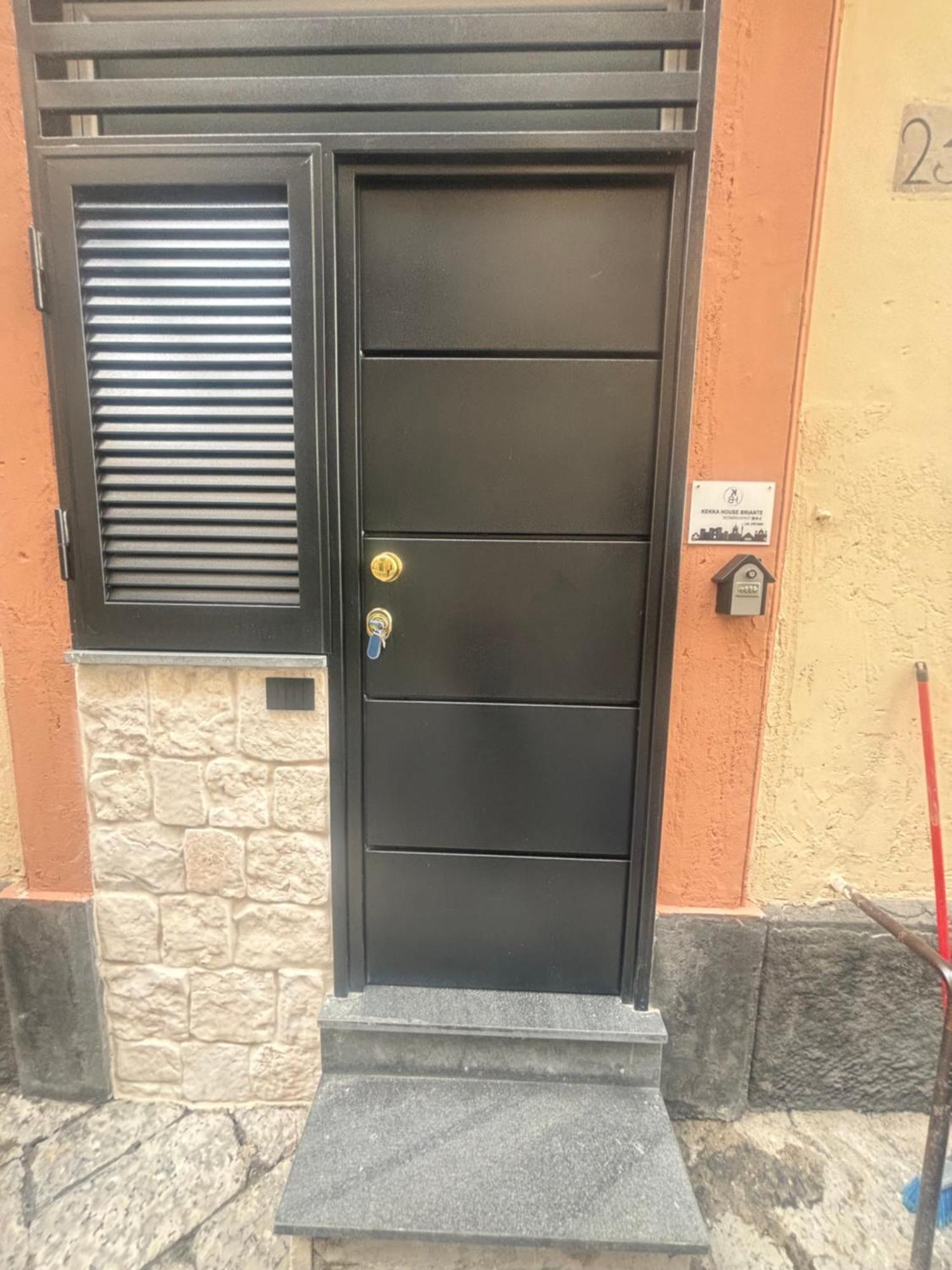 דירות נאפולי Kekka House Briante מראה חיצוני תמונה